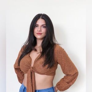 Long sleeve crop top